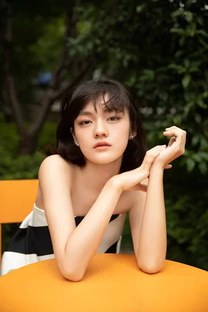 Photo of Wen Qi from the Latest Netflix gallery