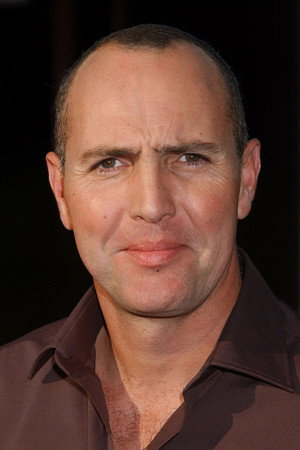Arnold Vosloo photo