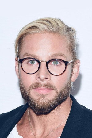 Photo of Matthew Felker from the Latest Netflix gallery