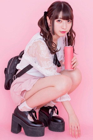 Photo of 足立 める from the Latest Netflix gallery