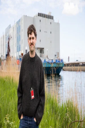 Photo of Tim Lutters from the Latest Netflix gallery