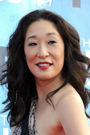 Sandra Oh photo