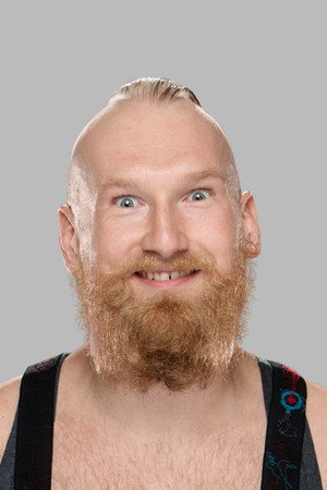 Photo of Axel Tischer from the Latest Netflix gallery
