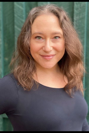 Photo of Jennifer Herzog from the Latest Netflix gallery