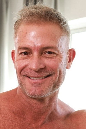 Photo of Greg Dixxon from the Latest Netflix gallery