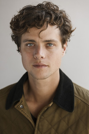 Douglas Smith photo