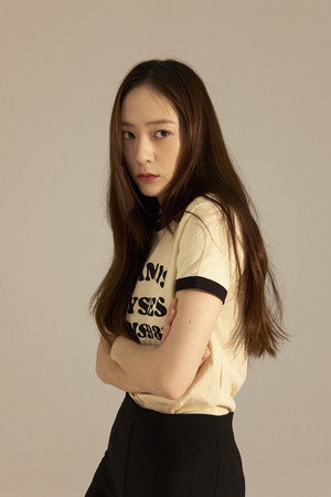 Krystal Jung photo