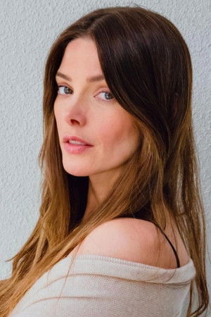 Ashley Greene photo