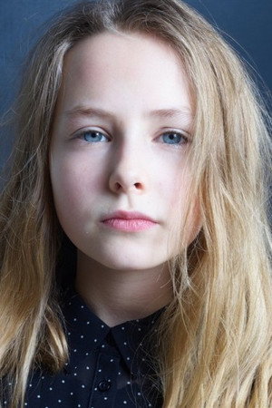 Photo of Lila Poulet-Berenfeld from the Latest Netflix gallery