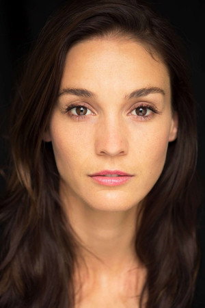 Photo of Shannon Ryan from the Latest Netflix gallery