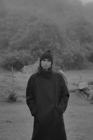 Photo of Oscar Lopera from the Latest Netflix gallery