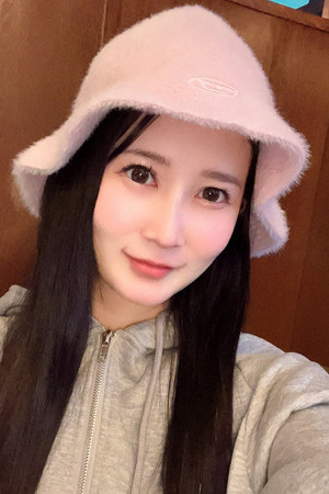 Photo of 宮野桜 from the Latest Netflix gallery