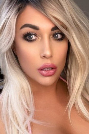 Photo of Nikki Jade Taylor from the Latest Netflix gallery