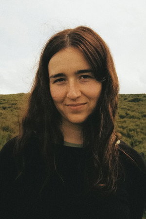 Photo of Júlia Coldwell from the Latest Netflix gallery