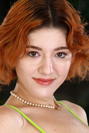 Photo of Keely Rose from the Latest Netflix gallery