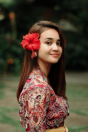 Michelle Ziudith photo