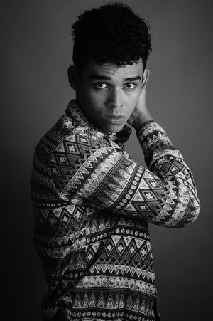 Photo of Luis Vegas from the Latest Netflix gallery