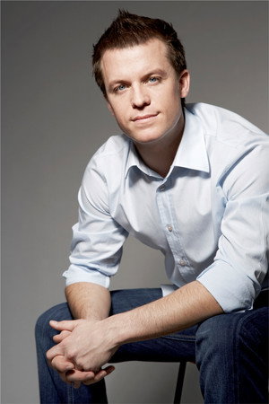 Photo of Benedikt Weber from the Latest Netflix gallery