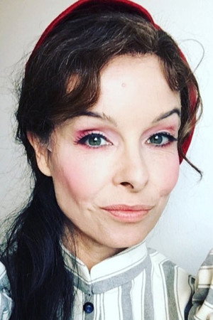 Photo of Malena Laszlo from the Latest Netflix gallery