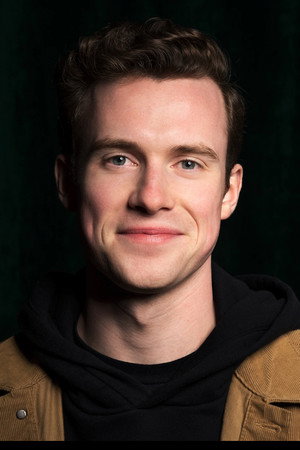 Photo of Dan Toomey from the Latest Netflix gallery