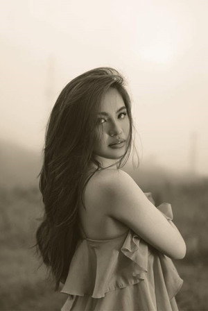Photo of Julie Anne San Jose from the Latest Netflix gallery