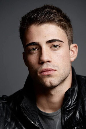 Photo of Lester Ellis Jr. from the Latest Netflix gallery