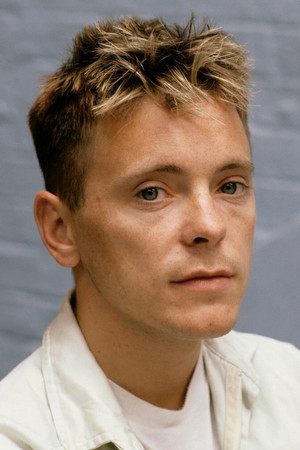 Photo of Bernard Sumner from the Latest Netflix gallery