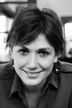 Photo of Léa Moret from the Latest Netflix gallery