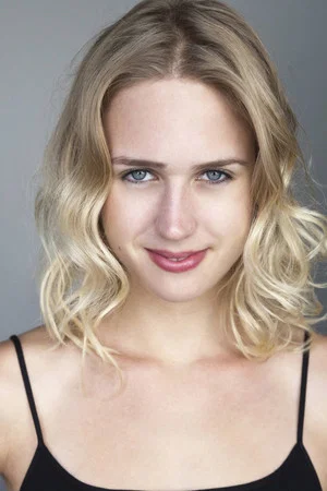 Photo of Sarah O'Sullivan from the Latest Netflix gallery