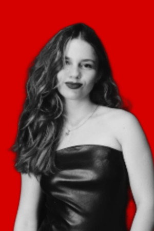 Photo of Clarissa Sena from the Latest Netflix gallery