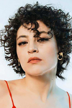 Nergis Öztürk photo