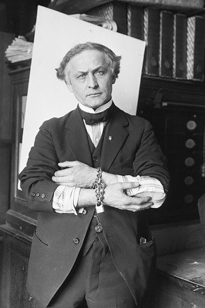 Photo of Harry Houdini from the Latest Netflix gallery