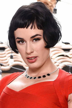 Photo of Olive Glass from the Latest Netflix gallery