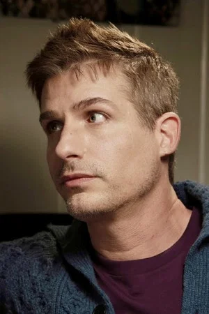 Photo of Rob Moretti from the Latest Netflix gallery
