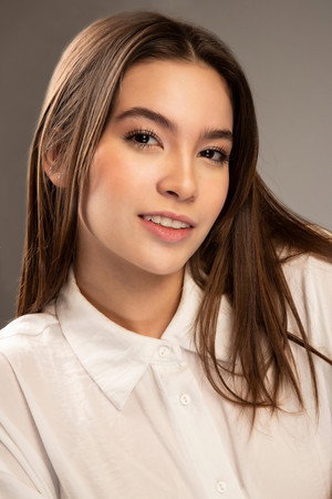 Photo of Alanna de la Rossa from the Latest Netflix gallery