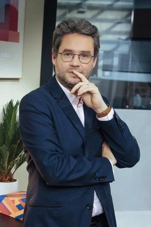 Photo of Sylvain Delouvée from the Latest Netflix gallery