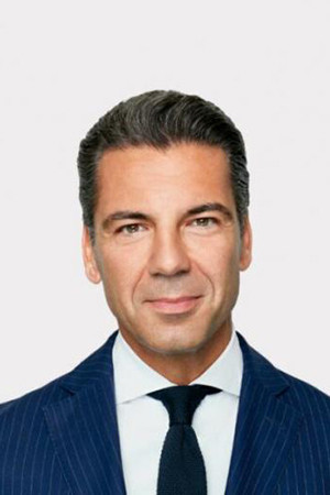 Photo of Nikos Stathopoulos from the Latest Netflix gallery