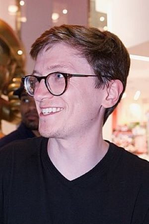 Photo of Scott Wozniak from the Latest Netflix gallery