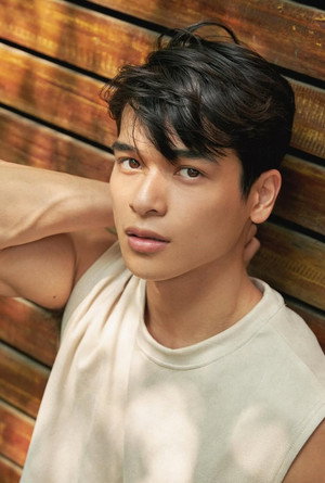 Photo of Vince Maristela from the Latest Netflix gallery