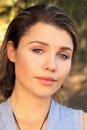 Photo of Ellie Patrikios from the Latest Netflix gallery