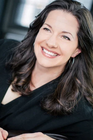 Photo of Alison Matthews from the Latest Netflix gallery