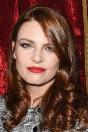 Élodie Frégé photo