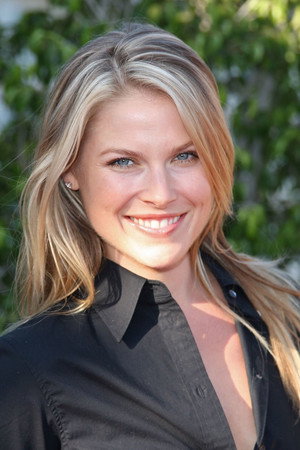 Ali Larter photo