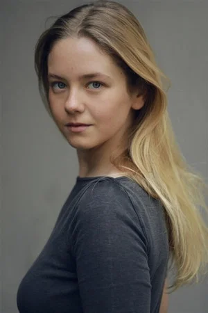 Photo of Charlotte Lacoste from the Latest Netflix gallery