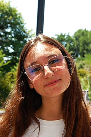 Photo of Naëlys Briero from the Latest Netflix gallery
