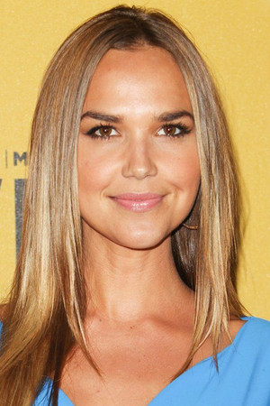Arielle Kebbel photo