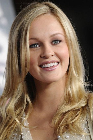 Ambyr Childers photo