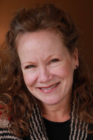 Photo of Jennifer Parsons from the Latest Netflix gallery