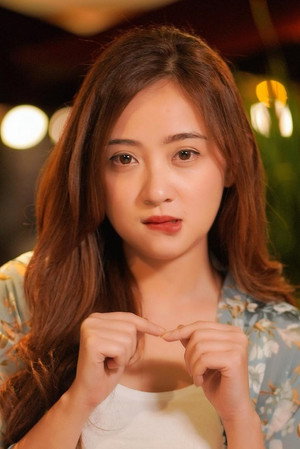 Photo of Meisita Lomania from the Latest Netflix gallery