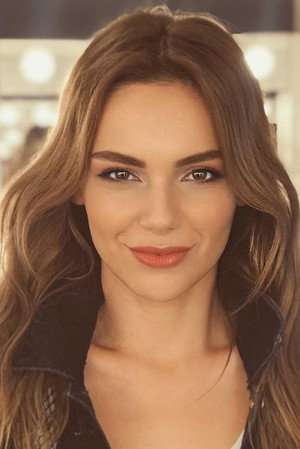 Yağmur Tanrısevsin photo